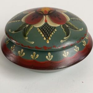 Folk art hand painted floral marked H. Stiles trinket box jewelry box.